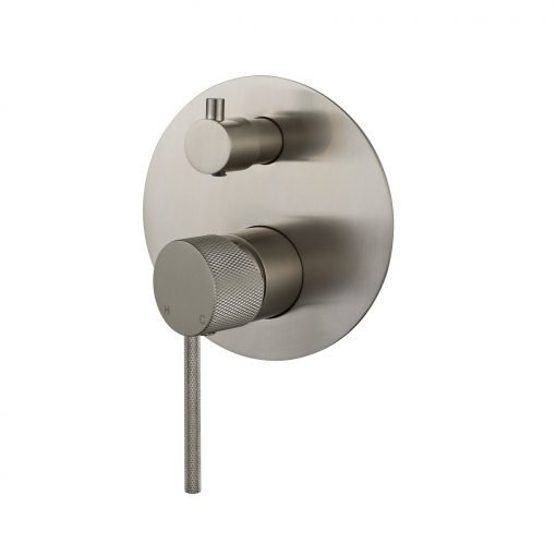 BRUSHED NICKEL