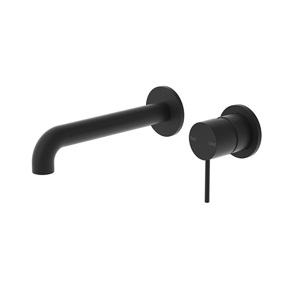 MATTE BLACK