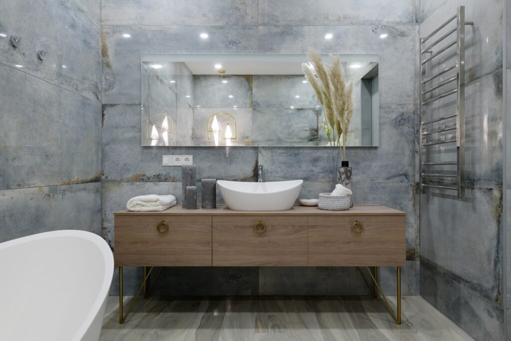 minimalist bathroom interior