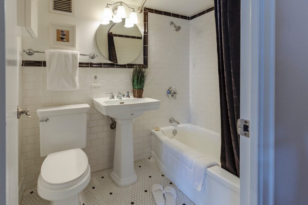 Bathtubs for Small Bathrooms