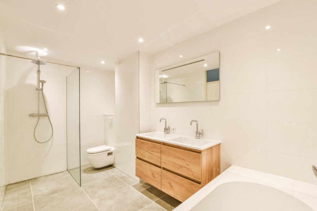 minimalist bathroom