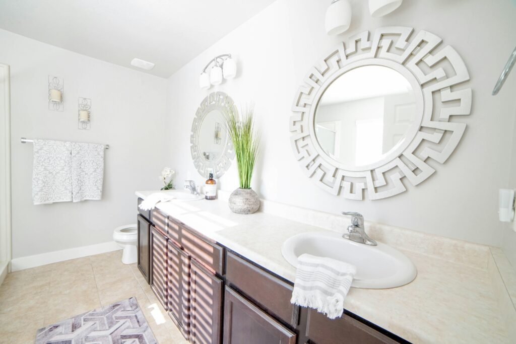 bathroom vanity