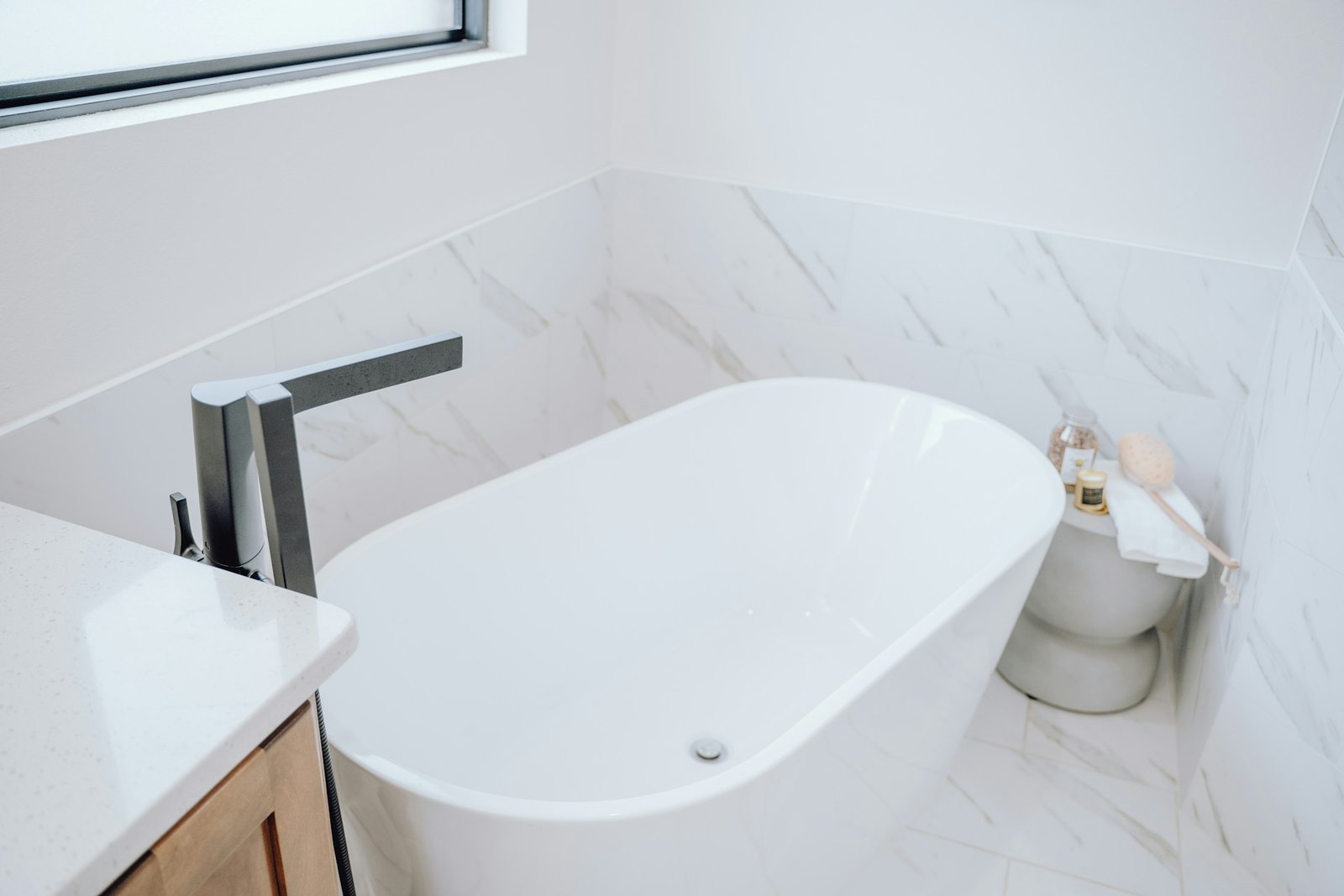 family-friendly bathtub