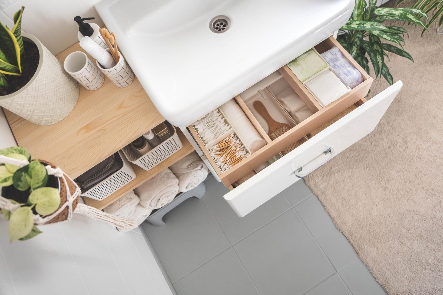 bathroom vanity storage