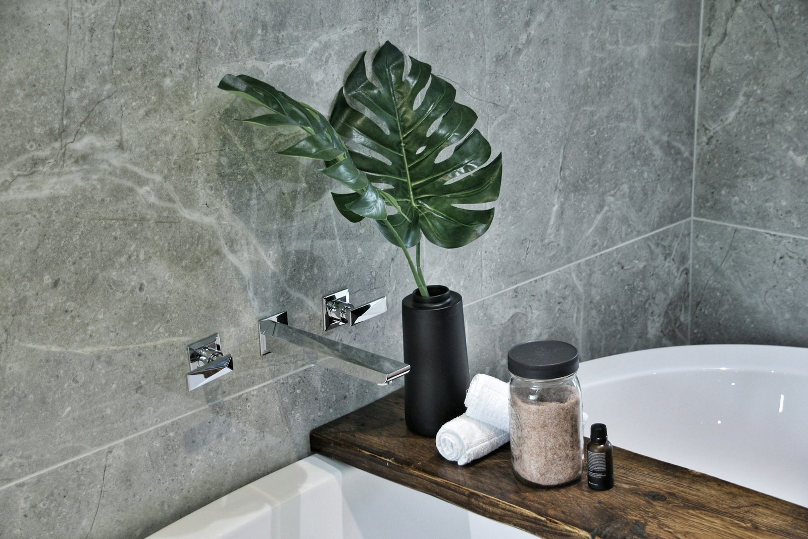bathtub