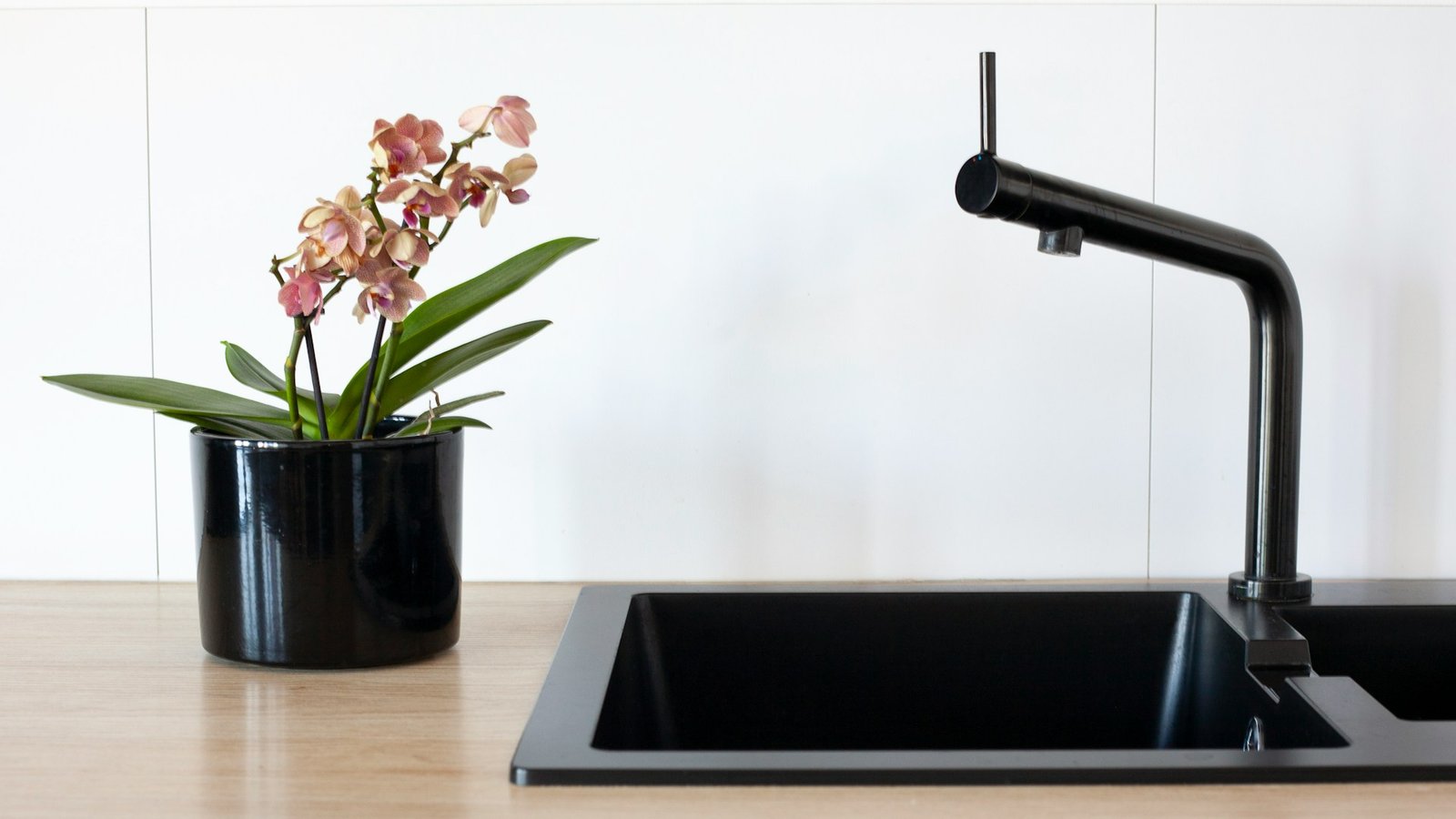 black kitchen sink