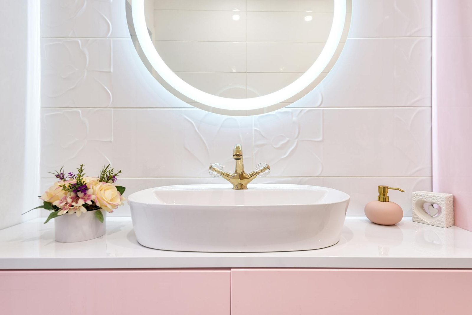bathroom vanity