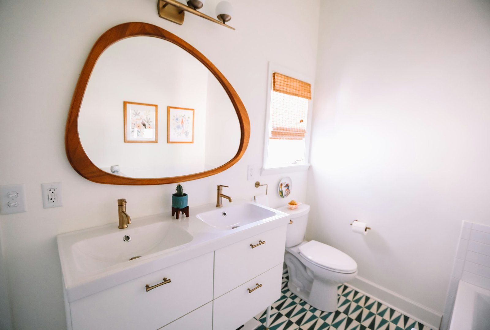 Rimless Toilet Suites